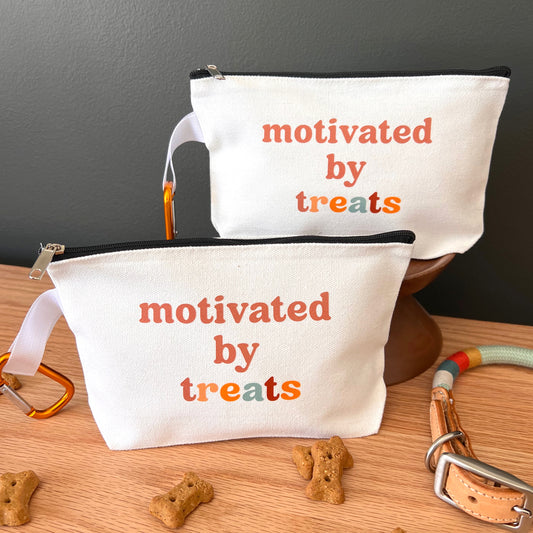 Dog treat pouch with secure closure, perfect for training, walking, and traveling with dogs.